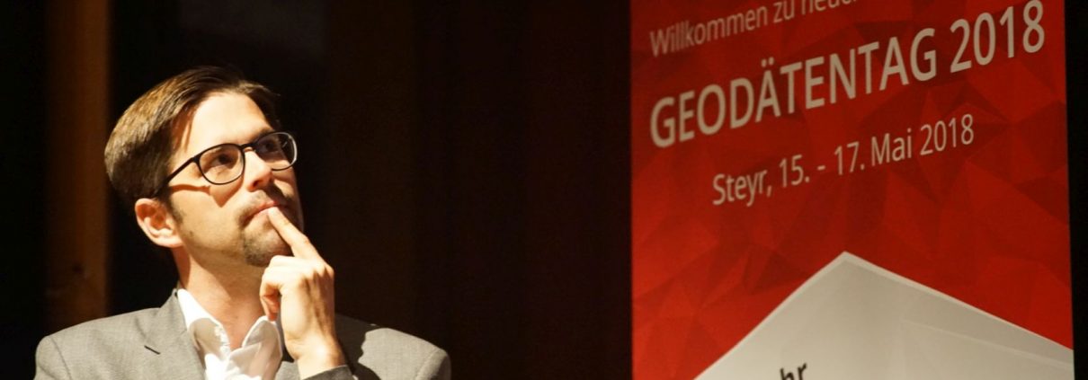 Programmleiter David Vladar (MA 65) stellt Wien gibt Raum beim Österreichischen Geodätentag 2018 vor